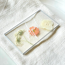Load image into Gallery viewer, pressed peach verbena flower wedding place card closeup on napkin
