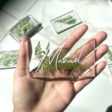 Load image into Gallery viewer, Pressed Fern Acrylic Name and Escort Cards for Weddings
